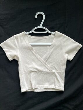 Women's White V-Neck Wrap Crop Top